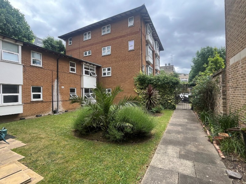 Bramley Road, London, W10
