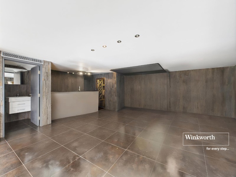 Salmon Street, Kingsbury, London, NW9