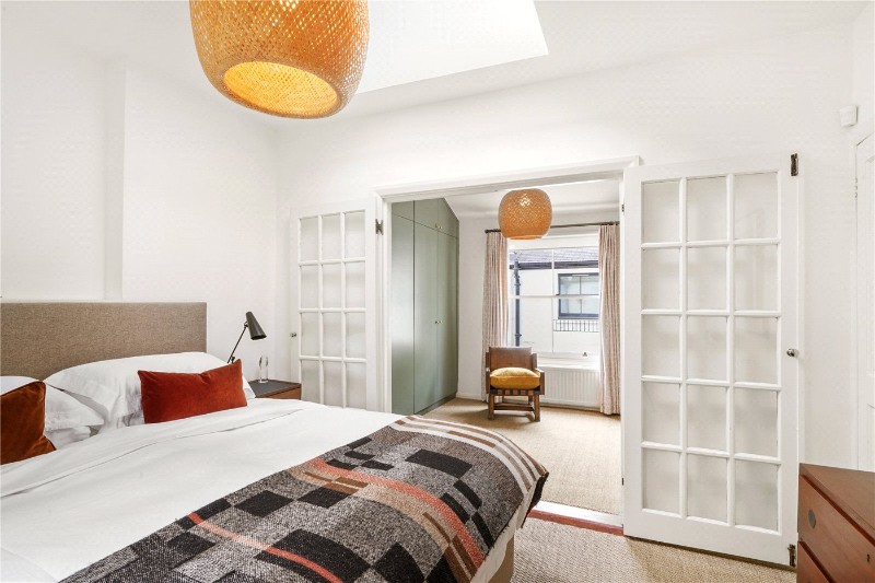 Pembridge Mews, London, W11