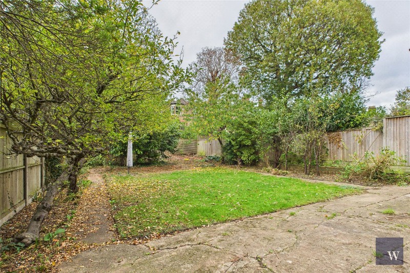 Kirkstall Road, London, SW2