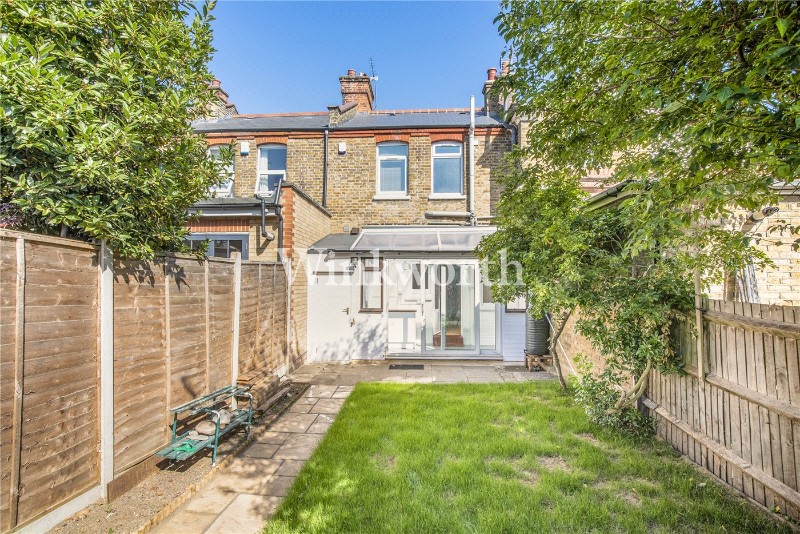 Maurice Avenue, London, N22