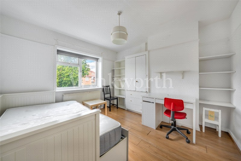 Cleveland Gardens, London, NW2