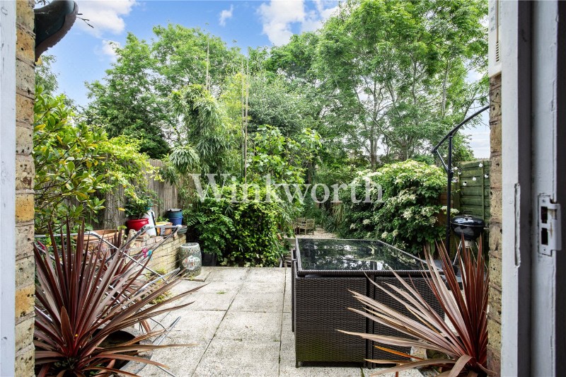 Lakeside Road, London, N13