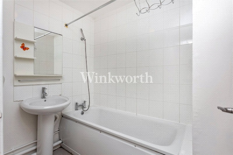 Warwick Gardens, London, N4