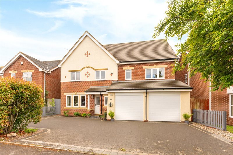 Lady Grey Avenue, Heathcote, Warwick, Warwickshire, CV34