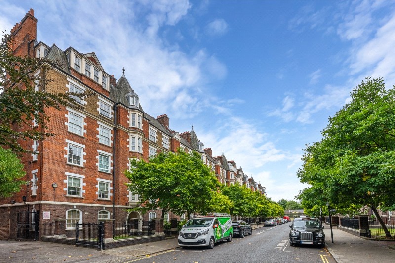 Scott Ellis Gardens, St John's Wood, London, NW8