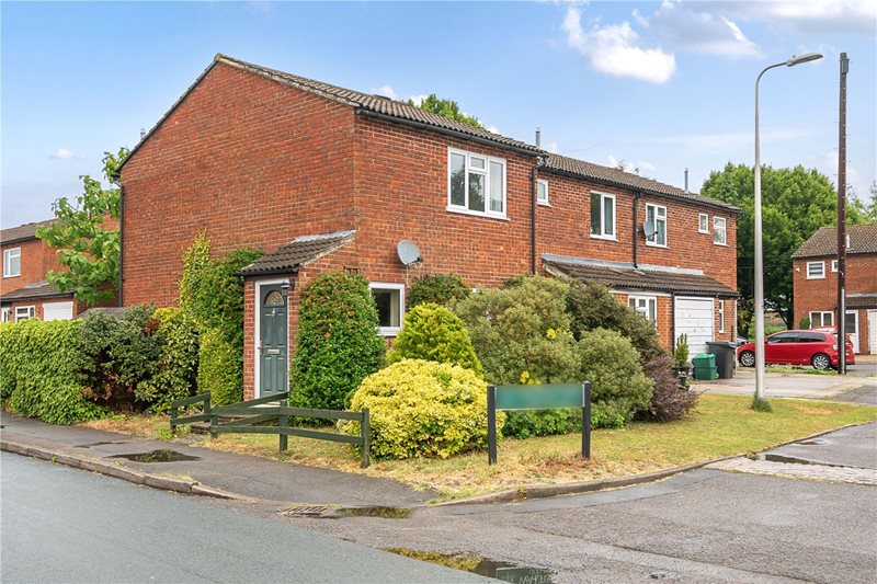 Walton Way, Newbury, Berkshire, RG14