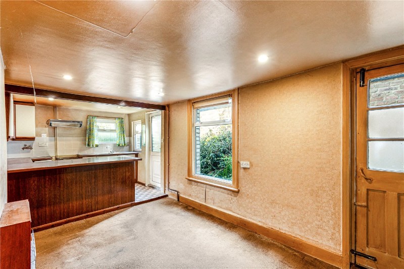 Henslowe Road, London, SE22