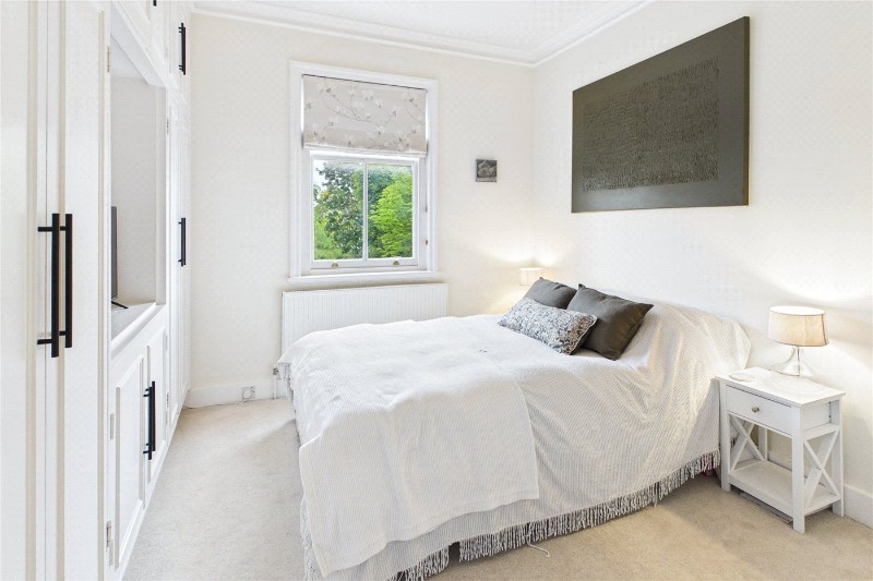 Killieser Avenue, London, SW2