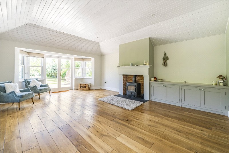 Lickfolds Road, Rowledge, Farnham, Surrey, GU10