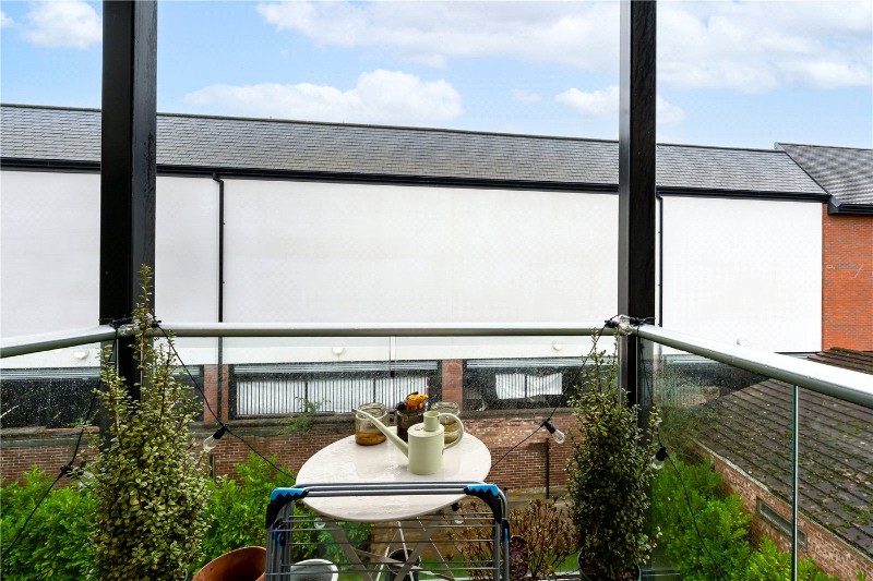 Springfield Lane, Weybridge, Surrey, KT13