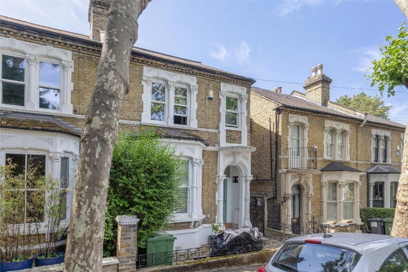 Becondale Road, London, SE19