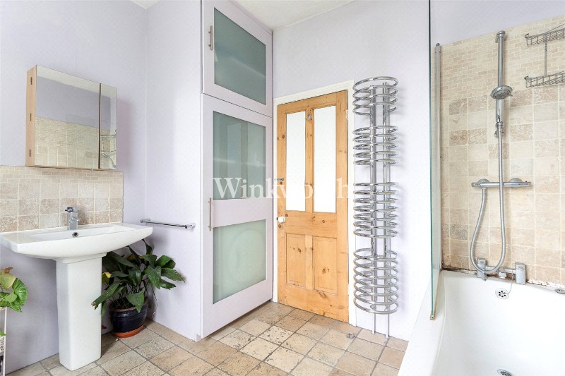 Norman Avenue, London, N22