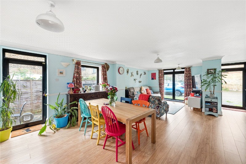 Liverpool Grove, London, SE17