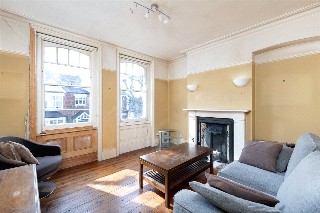 Howards Lane, London, SW15