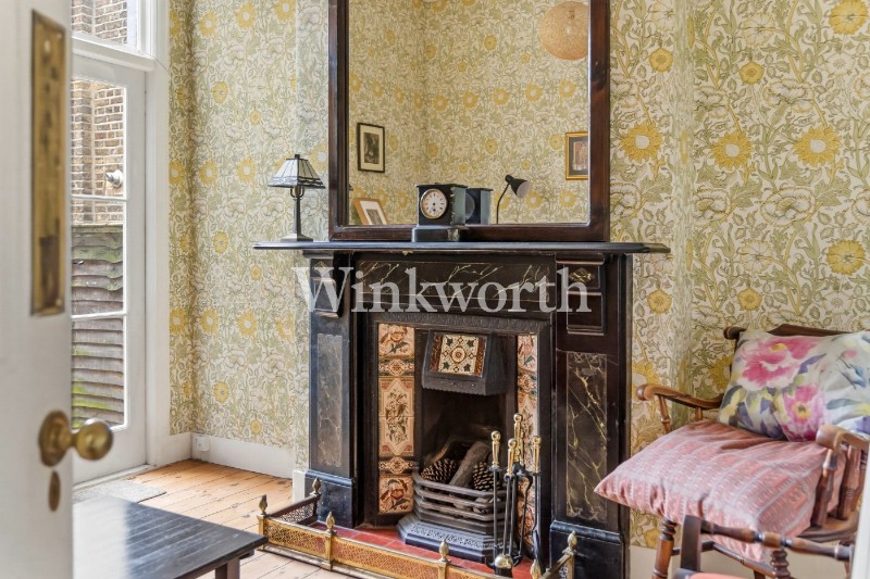Effingham Road, London, N8
