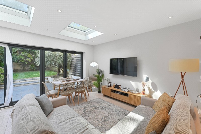 Stanlake Road, London, W12