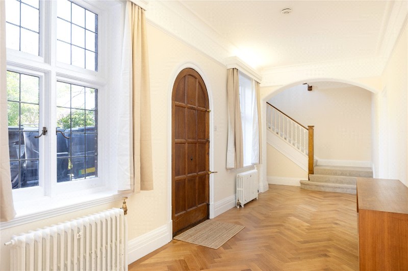 Westmead, London, SW15
