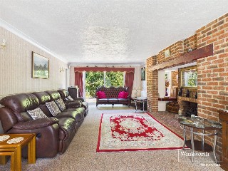 Thornbers Way, Charvil, Reading, Berkshire, RG10