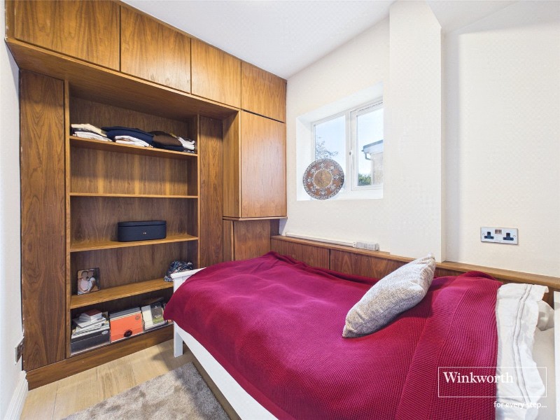 Colin Park Road, London, NW9