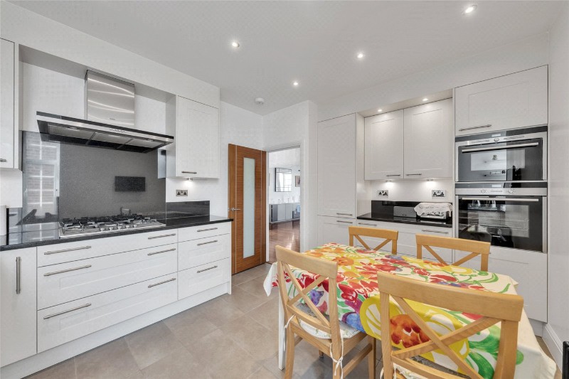 Eyre Court, Finchley Road, St John&#39;s Wood, London, NW8