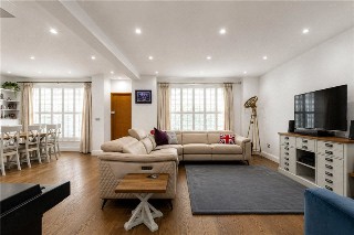 Station Road, Barnes, SW13