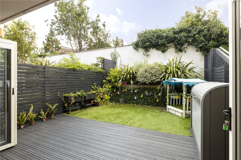 Pakefield Mews, London, SW2