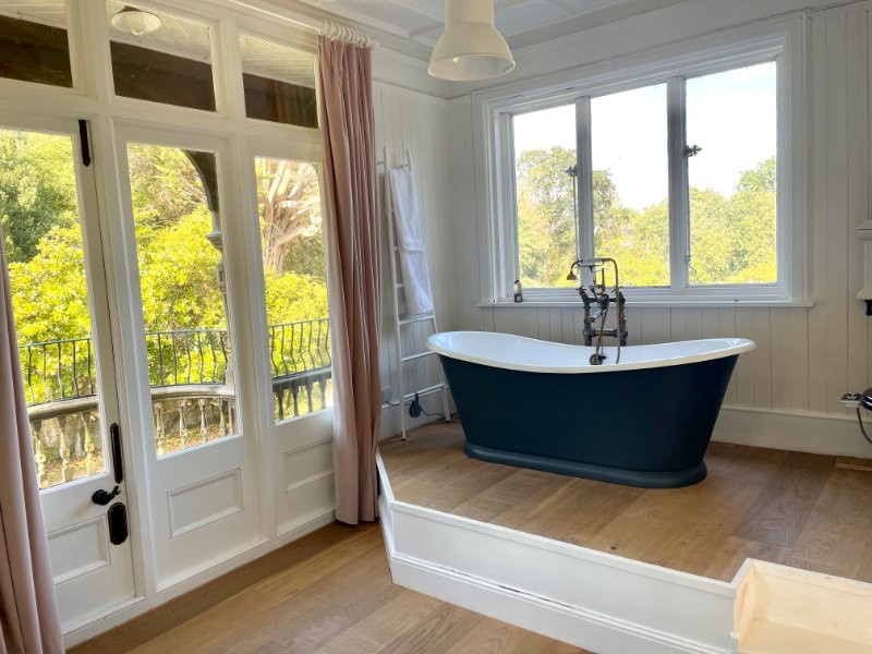 Woodlands Vale, Ryde, Isle Of Wight, PO33