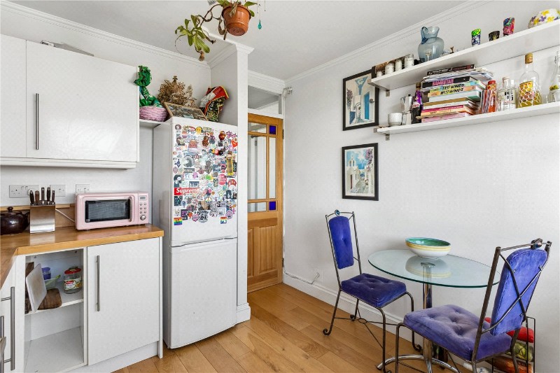 Bethune Road, London, N16
