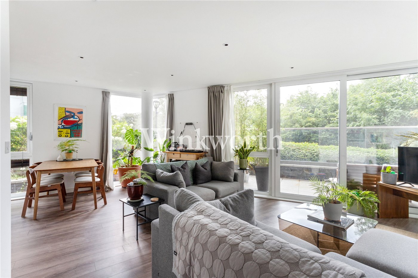 City View Apartments, Devan Grove, N4