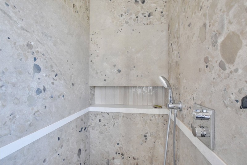 Shrapnel Road, London, SE9