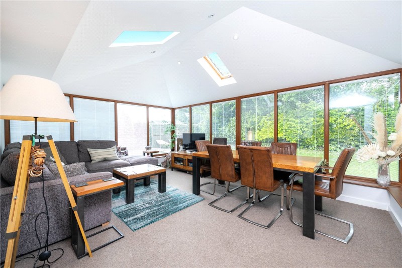 Dorchester Avenue, Bourne, Lincolnshire, PE10