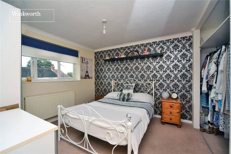 Clarkes Avenue, Worcester Park, KT4