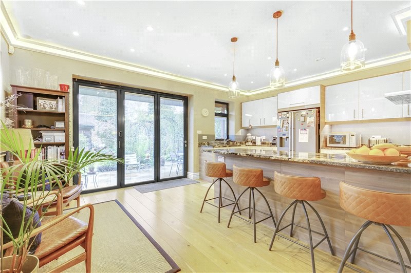 Parke Road, Barnes, London, SW13