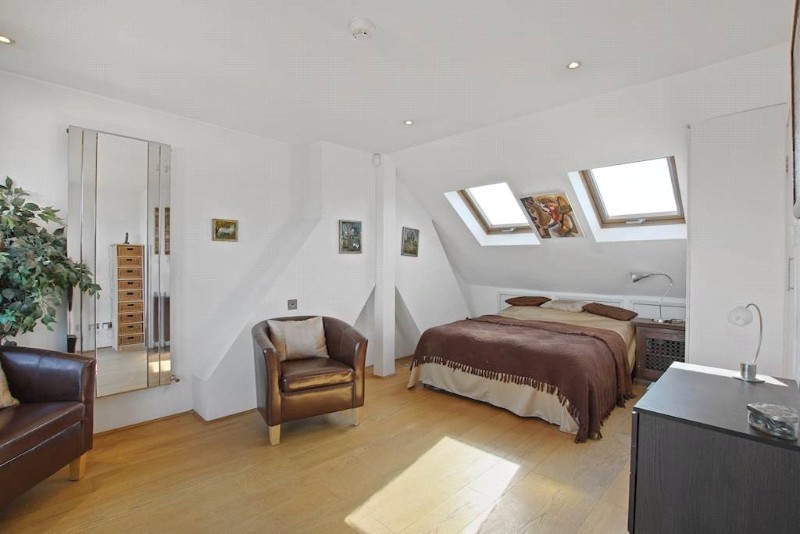 Greyhound Road, London, NW10