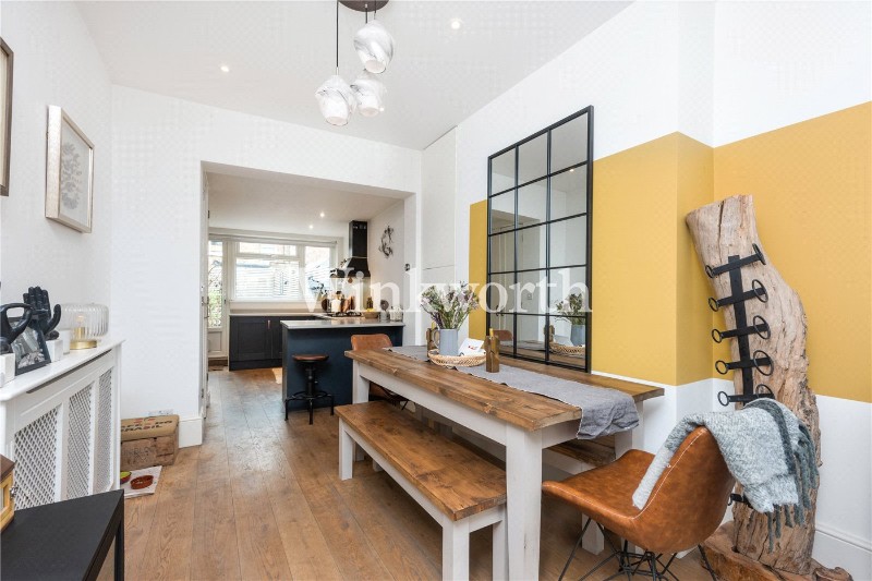 La Rose Lane, London, N15