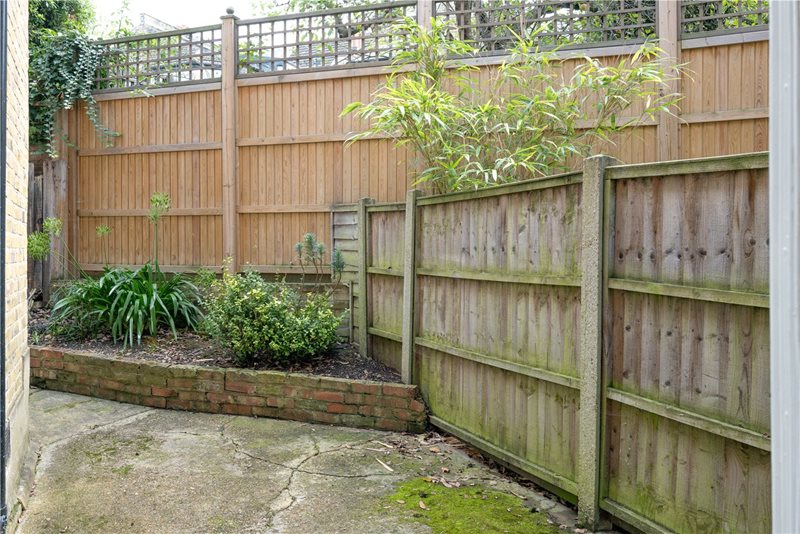 Elmwood Road, London, SE24