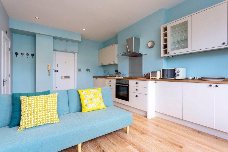 Colville Gardens, Pinehurst Court, London, W11