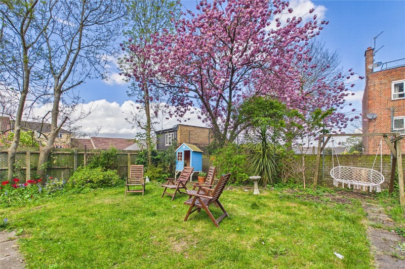 Ewen Crescent, London, SW2