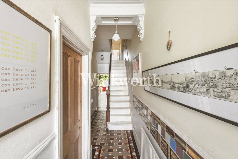 Hewitt Road, London, N8