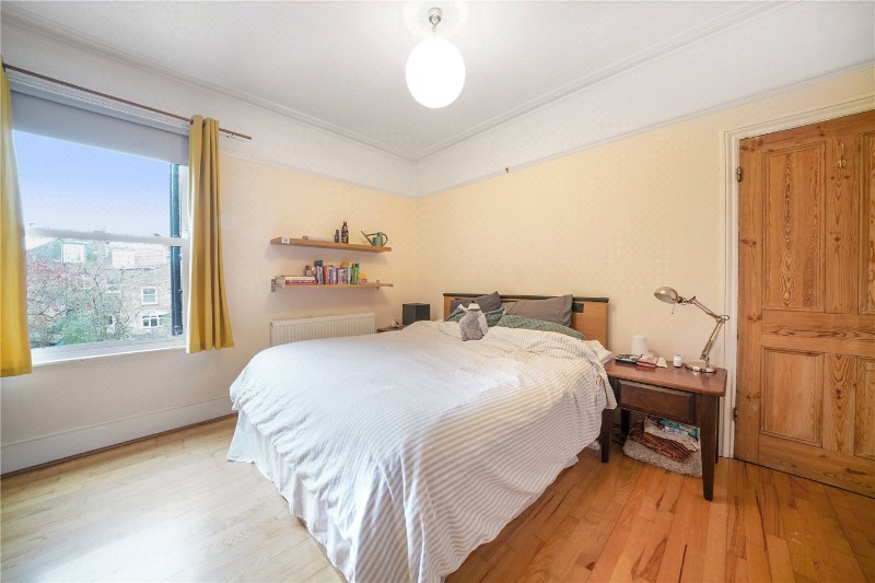 Ferme Park Road, London, N8