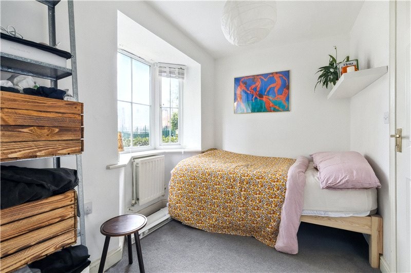 Lynbrook Grove, London, SE15