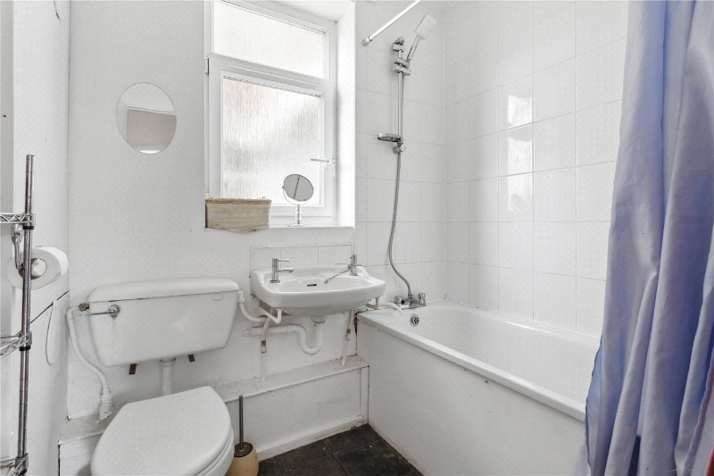 Kenninghall Road, London, E5