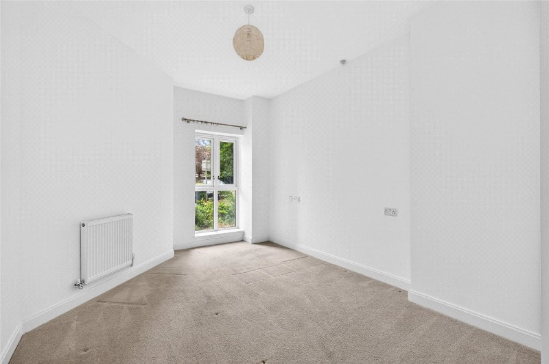 Queens Road, Weybridge, Surrey, KT13