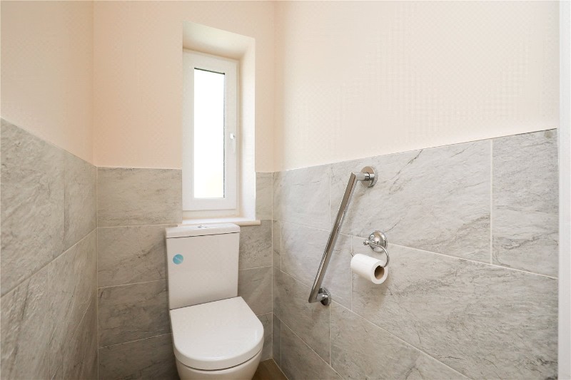 Gunnersbury Gardens, London, W3