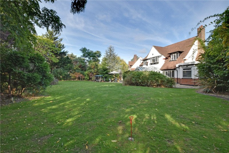 Cedarhurst Drive, Eltham, SE9