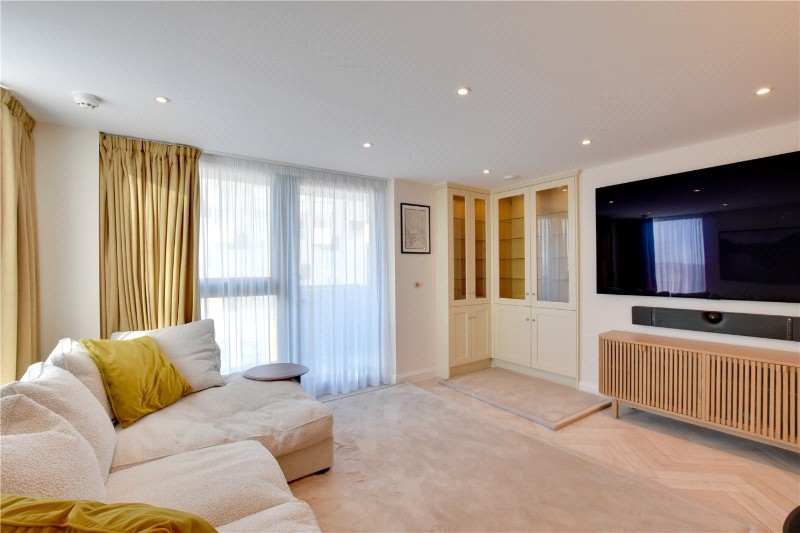 Kestrel House, Parkside Avenue, Greenwich, London, SE10