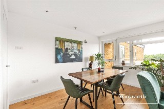 Wickliffe Avenue, London, N3