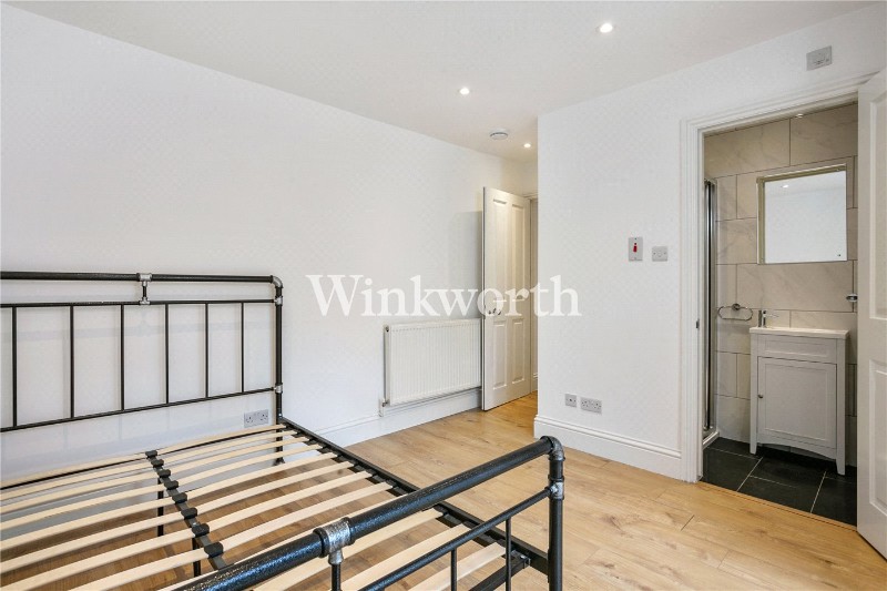 St Albans Crescent, London, N22