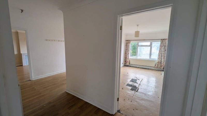 Hazelwood Avenue, New Milton, Hampshire, BH25